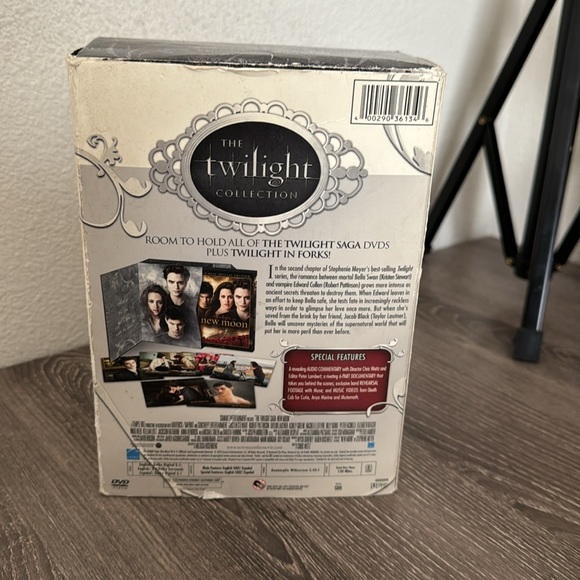 Twilight Collection with keepsake box Twilight, New Moon, Eclipse plus photos - Picture 4 of 5